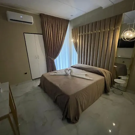Bed and Breakfast Al Binario Di Νάπολη