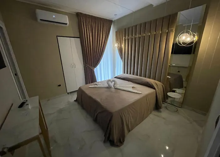 Frühstückspension Al Binario Di Neapel