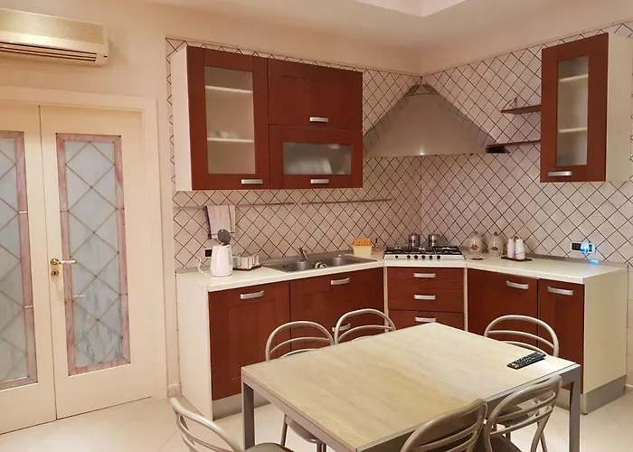 Al Binario Di Neapel