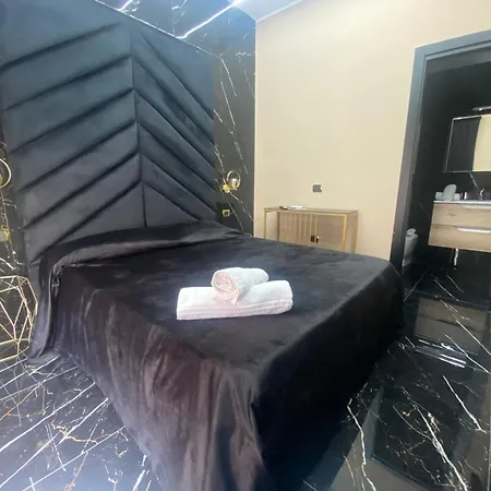 Al Binario Di 住宿加早餐酒店 那不勒斯