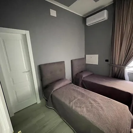 Al Binario Di 住宿加早餐酒店 那不勒斯