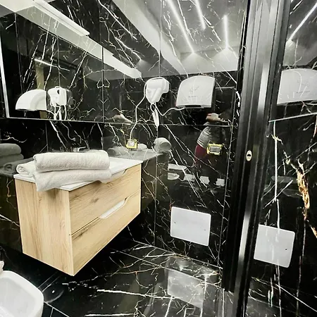 住宿加早餐酒店 Al Binario Di 那不勒斯