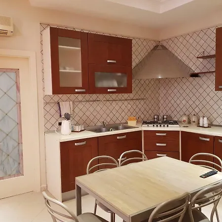 Al Binario Di 那不勒斯